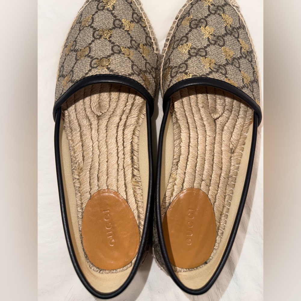Gucci Women's Espadrilles - Black and Gold Pattern - Picture 10 of 11